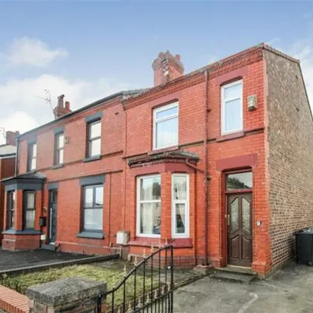 Buy this 3 bed duplex on Warrington Road in Whiston, Lancashire