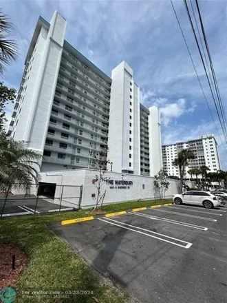Rent this 1 bed condo on 1443 North Riverside Drive in Country Club Isles, Pompano Beach