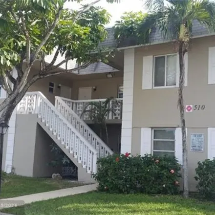 Buy this 2 bed condo on 510 Sw 15th St Unit 206 in Pompano Beach, Florida