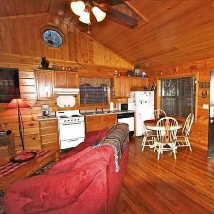 Rent this studio house on Pigeon Forge