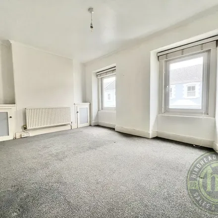 Image 2 - Park View, 19 Queen's Gate, Plymouth, PL1 5NQ, United Kingdom - Apartment for rent