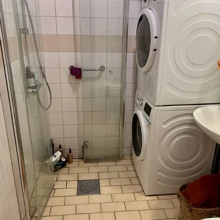 Rent this 3 bed apartment on Fastlagsgatan in 415 10 Gothenburg, Sweden