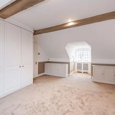 Rent this 3 bed apartment on 46 Pont Street Mews in London, SW1X 0AF