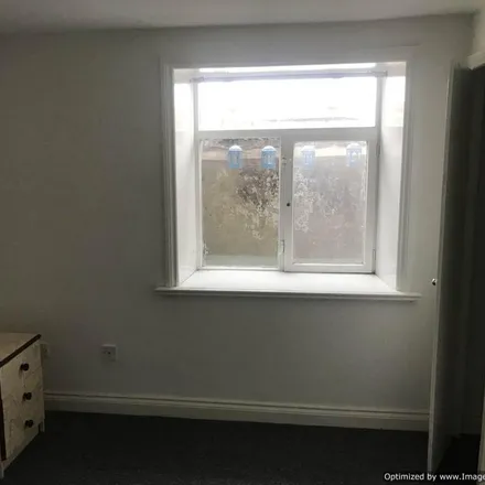 Image 7 - Cleveland Road, Lindley, HD1 4PW, United Kingdom - Apartment for rent