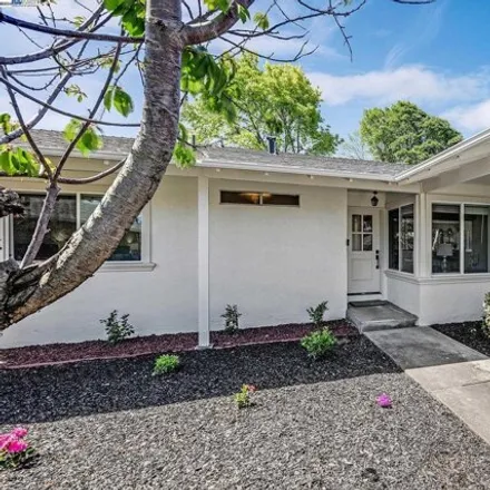 Buy this 3 bed house on 2426 Balmoral Street in Union City, CA 94587