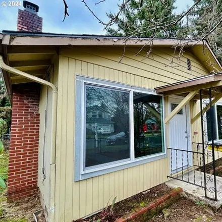 Buy this 3 bed house on 5730 Southeast Ramona Street in Portland, OR 97206