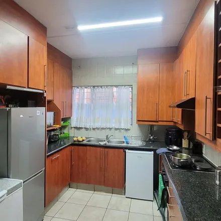 Image 5 - Vaalbos Street, Ekurhuleni Ward 94, Gauteng, 3521, South Africa - Apartment for rent