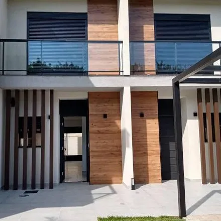 Buy this 2 bed house on Avenida Professor Pedro Calazans de Moraes in Vila Brandina, Campinas - SP