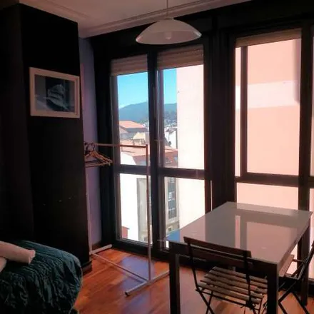 Image 5 - Calexón do Viso, 36206 Vigo, Spain - Apartment for rent