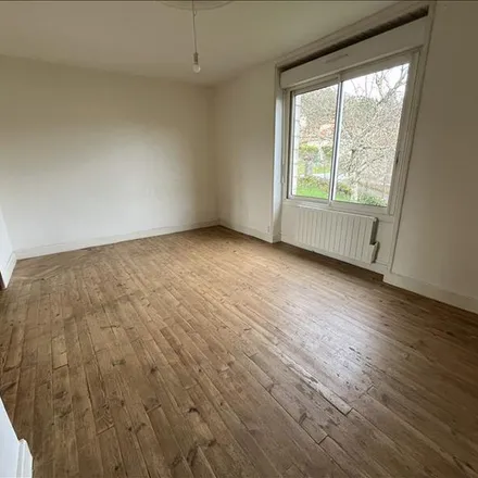 Rent this 5 bed apartment on Las Combes in 81170 Noailles, France