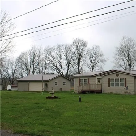 Buy this studio apartment on 1818 Morningview Drive in Pymatuning Central, Crawford County