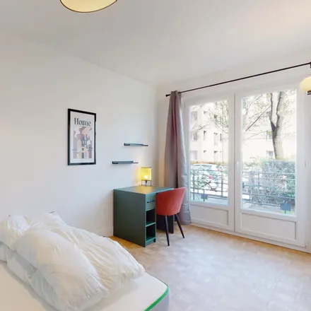 Rent this 5 bed room on Cité des Musiciens in Avenue Audra, 92700 Colombes