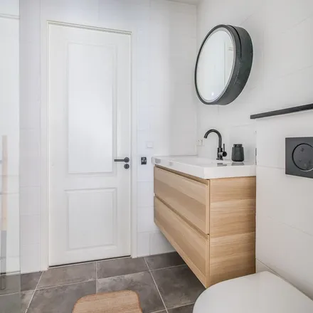 Rent this 3 bed apartment on Fokke Simonszstraat 6-2 in 1017 TG Amsterdam, Netherlands