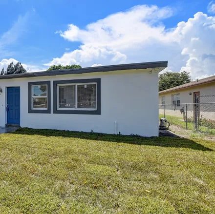 Rent this 3 bed house on 44 Northwest 13th Avenue in Delray Beach, FL 33444