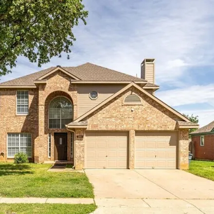 Rent this 3 bed house on 376 Parkview Drive in Hurst, TX 76053