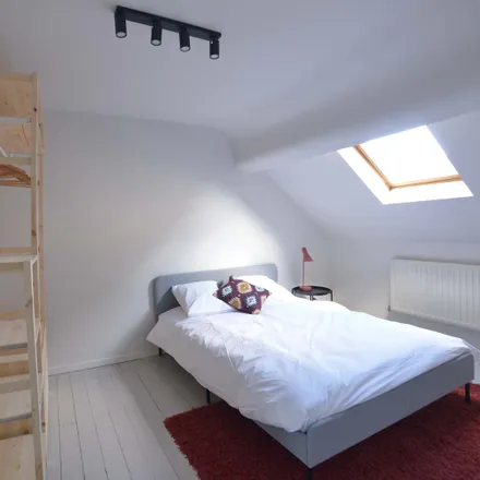 Rent this 7 bed room on Rue Antoine Gautier - Antoine Gautierstraat 119 in 1040 Etterbeek, Belgium