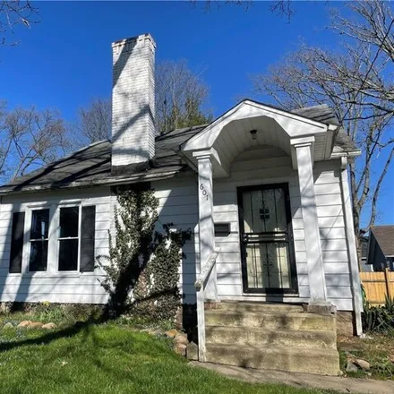 Rent this 3 bed house on 605 Glendora Avenue in Akron, OH 44320