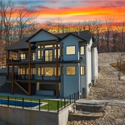 Buy this 5 bed house on 193 Beachnut Dr in Sunrise Beach, Missouri