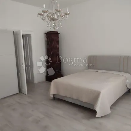 Rent this 4 bed apartment on Dubravkin put in 10103 City of Zagreb, Croatia