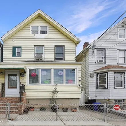 Buy this 4 bed house on 33 Virginia Avenue in New York, NY 10305