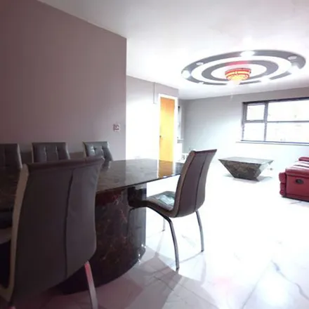 Rent this 4 bed apartment on Billsborrow Road in Manchester, M14 7TH