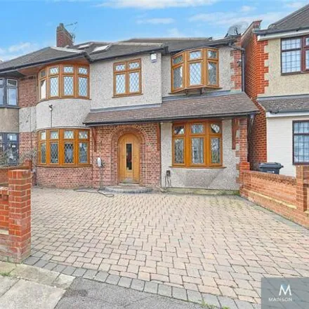 Buy this 5 bed duplex on Kirkland Avenue in London, IG5 0TH