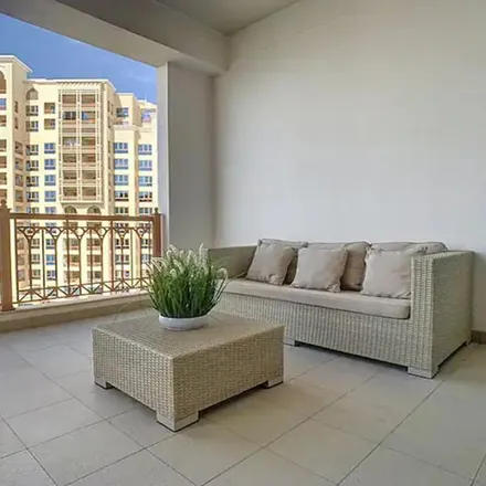 Rent this 2 bed apartment on Marina Residence 1 in Palm Jumeirah Road, Palm Jumeirah