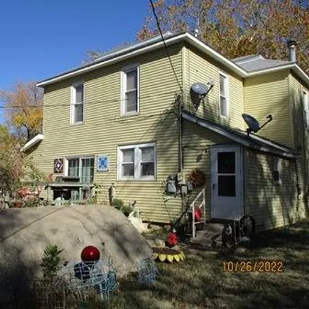 Image 2 - 401 Washington Street, Fredonia, KS 66736, USA - House for sale