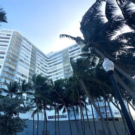 Image 1 - Burleigh House Condominium Inc., 7135 Collins Avenue, Atlantic Heights, Miami Beach, FL 33141, USA - Condo for rent