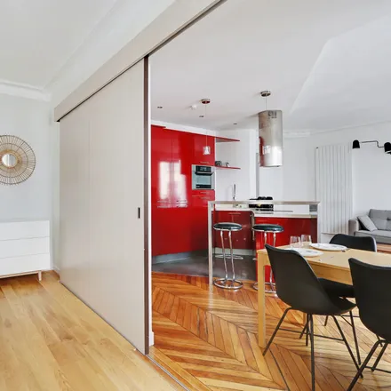 Rent this 3 bed apartment on 14 Rue Beauregard in 75002 Paris, France