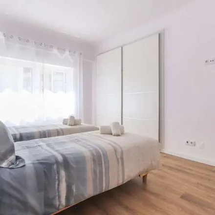 Image 1 - Fidelidade, Rua Doutor Leite Lage 4, 2825-407 Costa da Caparica, Portugal - Apartment for rent