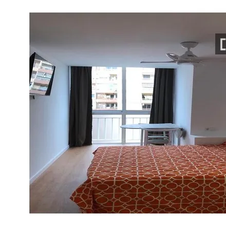 Rent this studio apartment on Avinguda de Blasco Ibáñez in 125, 46022 Valencia