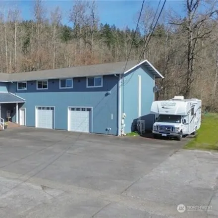 Buy this 6 bed house on 499 Leber Street Northeast in Orting, Pierce County