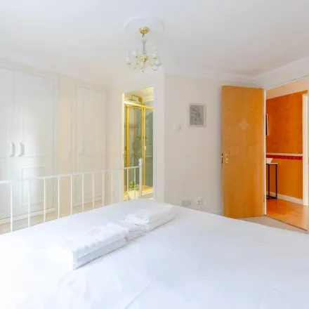 Rent this 3 bed apartment on Stockton Court in Greycoat Street, Westminster