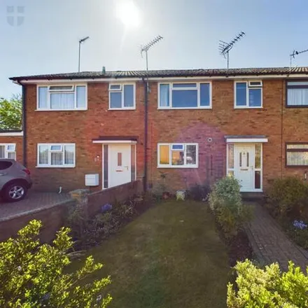 Buy this 3 bed townhouse on Orwell Close in Aylesbury, HP21 9JN