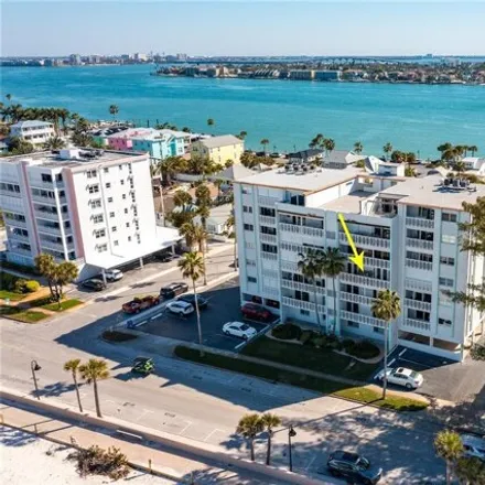 Image 4 - 403 Gulf Way Apt 402, Saint Pete Beach, Florida, 33706 - Condo for rent