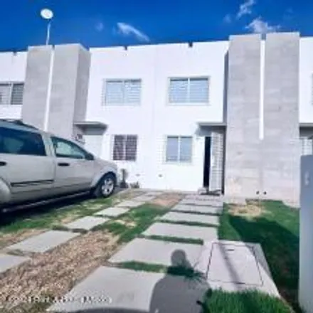Rent this 2 bed house on Calle de los Monjes in Delegación Centro Histórico, 76050 Querétaro