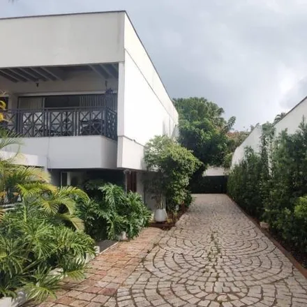 Rent this 4 bed house on Jorge Torquato in Avenida Madre Leônia Milito 250, Guanabara