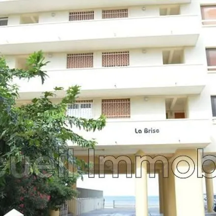 Rent this 2 bed apartment on Maë Méli in Quai Colbert, 30240 Le Grau-du-Roi