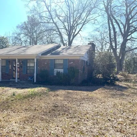 Image 6 - 56 Miller Avenue, West Point, MS 39773, USA - House for sale