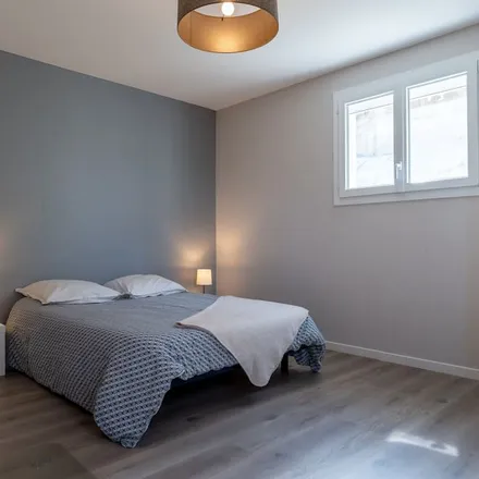 Rent this 3 bed apartment on 22000 Saint-Brieuc