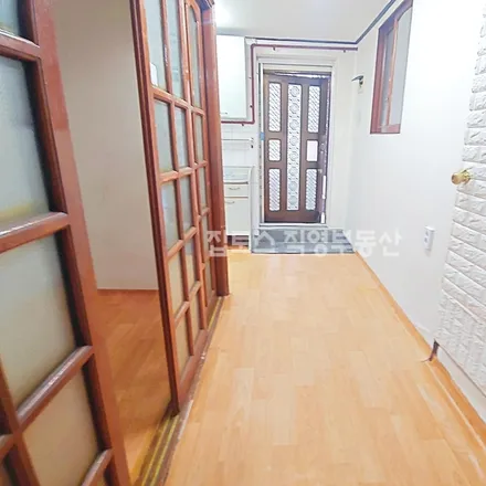 Rent this 2 bed apartment on 서울특별시 성북구 보문동6가 106