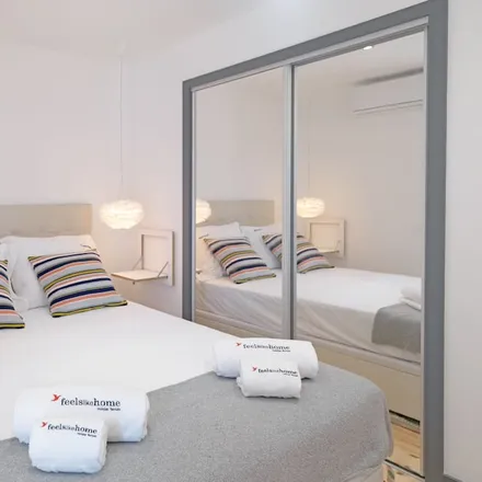Rent this 1 bed apartment on Associação Inquilinos Norte Portugal in Rua da Firmeza 115, 119
