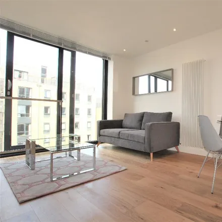 Rent this 1 bed apartment on 4 Simpson Loan in City of Edinburgh, EH3 9GZ