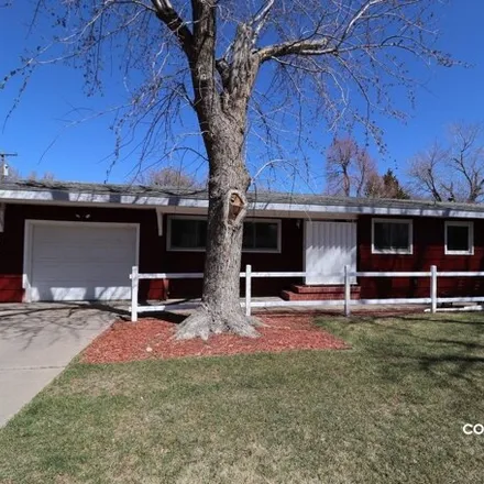 Buy this 3 bed house on 1379 East Hackberry Street in Garden City, KS 67846