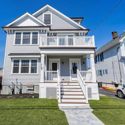 Rent this 2 bed apartment on Squan Tavern in Broad Street, Manasquan