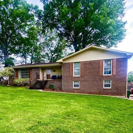 Buy this 4 bed house on 2226 Virginia Avenue in Jackson Heights, Muscle Shoals