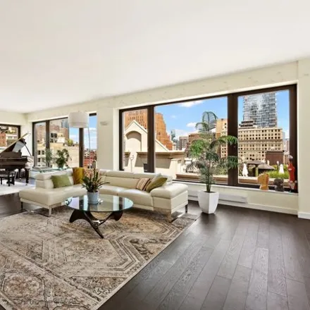 Buy this 3 bed condo on 37 Warren Street in New York, NY 10007