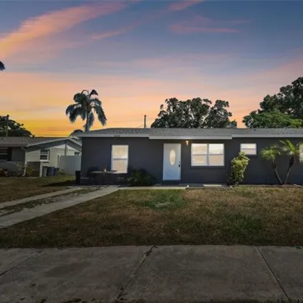 Buy this 4 bed house on 5824 90th Avenue North in Pinellas Park, FL 33782