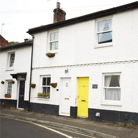 Rent this 2 bed townhouse on Wharf Hill in Winchester, SO23 9NF
